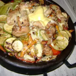 Куриное филе на сковороде садж с овощами